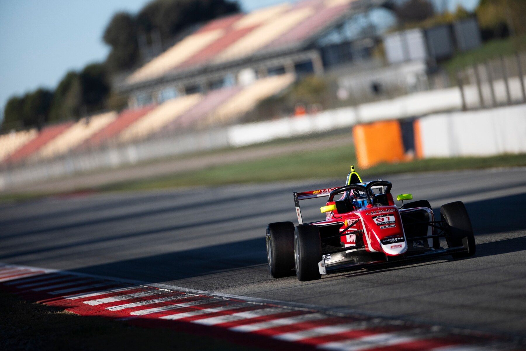 Santiago Baztarrica driving a Formula car at speed